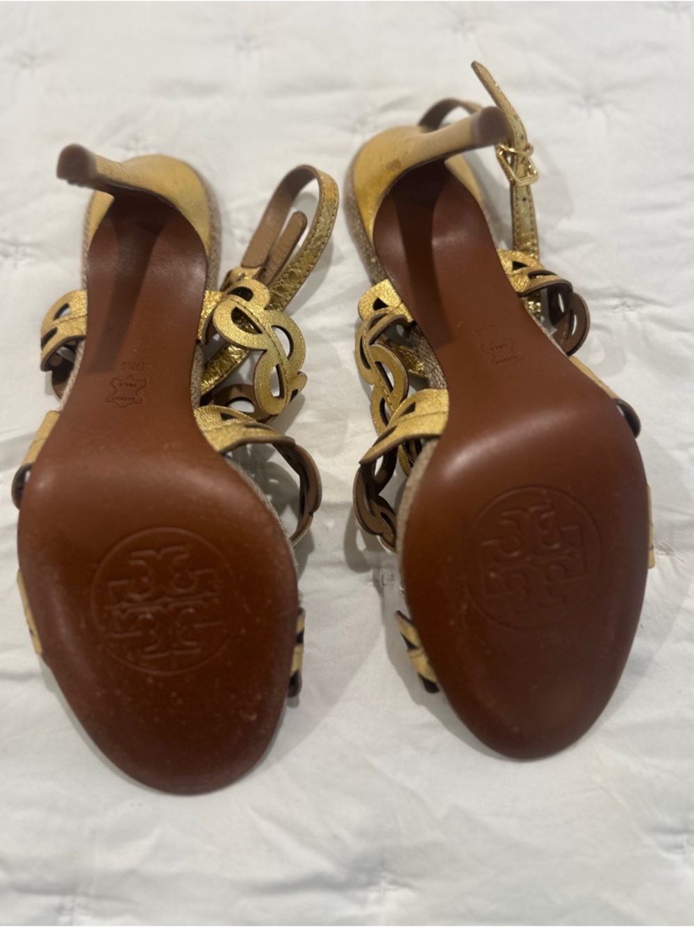 Tory Burch Metallic Gold Scalloped Strappy Heels - Picture 2 of 4